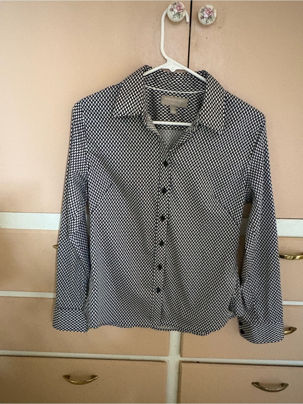 Banana Republic Black and White Geometric Button-Down Blouse